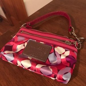 Coach wristlet *limited edition Poppy kaleidoscope